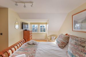 Photo 11- click for photo gallery